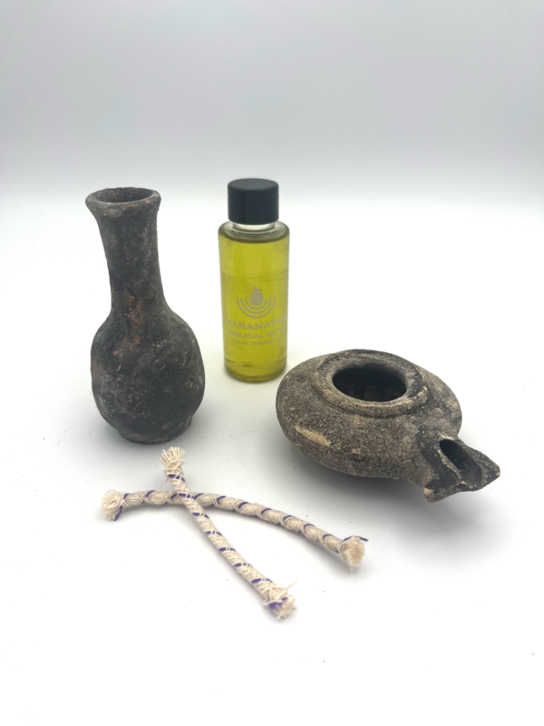Maranatha – Wise Virgins Clay Oil Lamp & Filler – Boxed Set from Israel