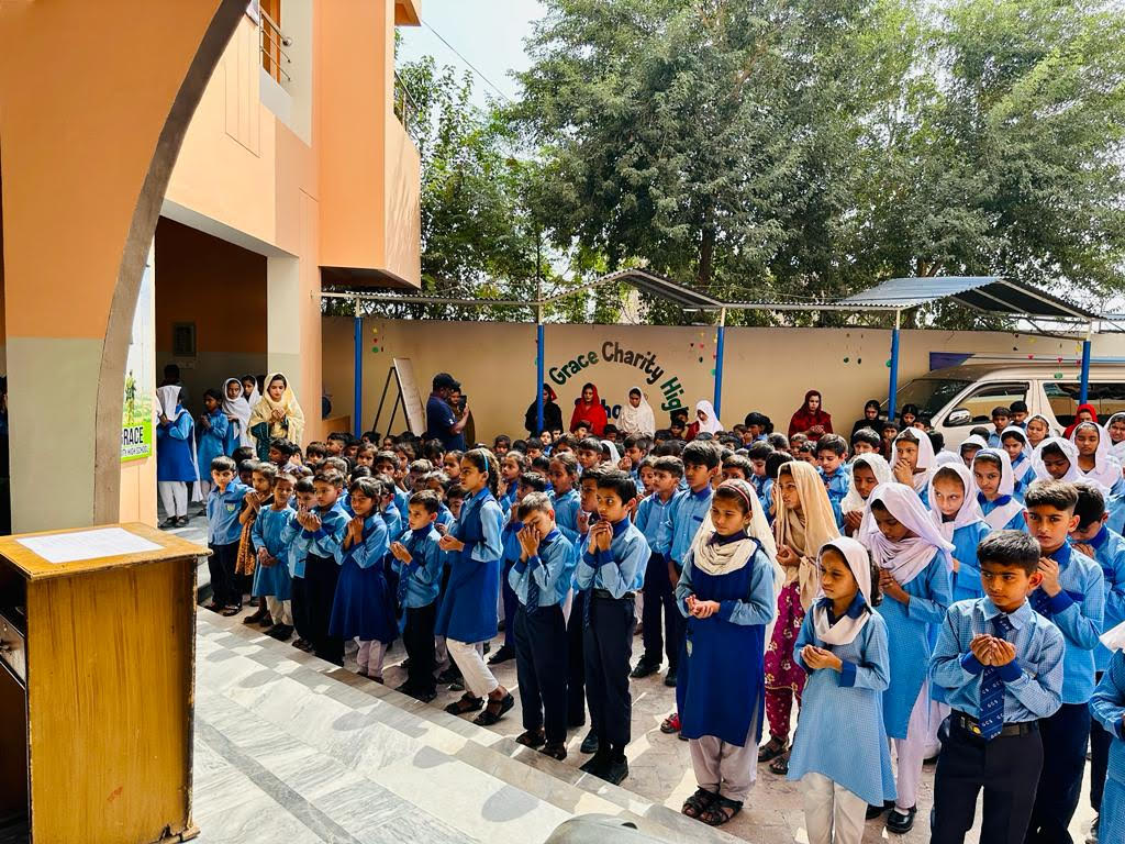 Pakistan-children-Grace Charity-school